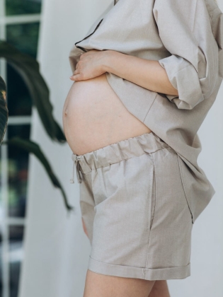 Szorty ciążowe Oxford beżowe 