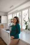 Bluzka Ciążowa I Do Karmienia Z Dzianiny W Prążek Tummy Turkusowa
