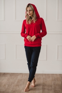 bluza-ciazowa-do-karmienia-milk-please-karminowa-czerwien-cala-sylwetka.jpg