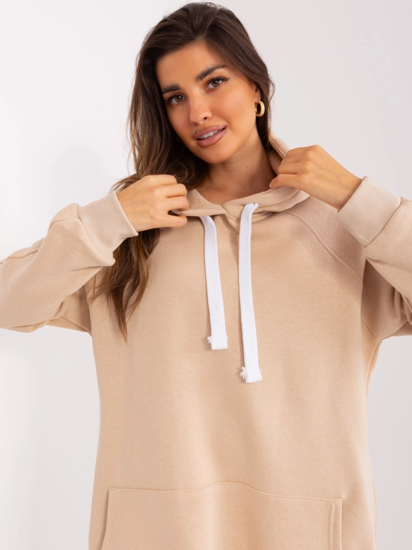 mellow-bezowa-bluza-ciazowa-z-kapturem-zblizenie.jpg